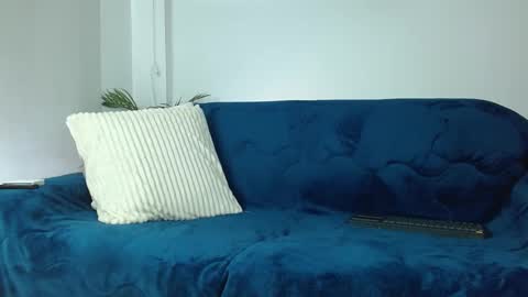 roby_millerr online show from September 25, 3:05 pm