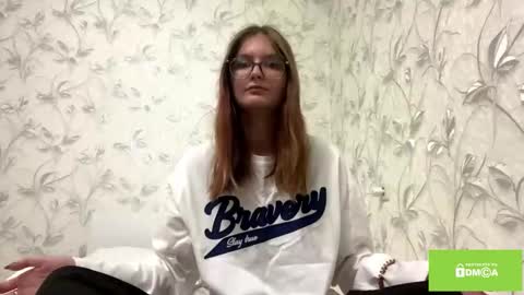 robynsentinella online show from November 24, 7:30 am