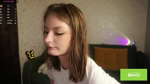 Snapshot of robynsentinella chatting on May 3, 2:39 am robynsentinella online show from May 3, 2:39 am