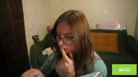 Snapshot of robynsentinella chatting on May 14, 3:46 am robynsentinella online show from May 14, 3:46 am