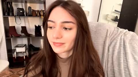 Snapshot of rochelgloff chatting on November 22, 10:03 am Marry online show from November 22, 10:03 am