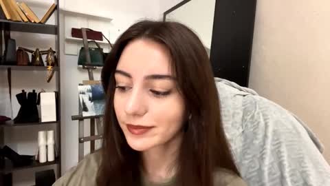 Snapshot of rochelgloff chatting on November 28, 10:07 am Marry online show from November 28, 10:07 am