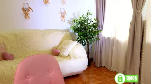 rochelle_dolly online show from May 30, 2:14 pm