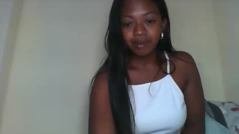 Snapshot of rochellinah chatting on March 19, 11:03 am rochellinah online show from March 19, 11:03 am
