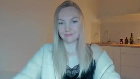 Snapshot of rock__baby chatting on July 10, 10:23 pm rock__baby online show from July 10, 10:23 pm