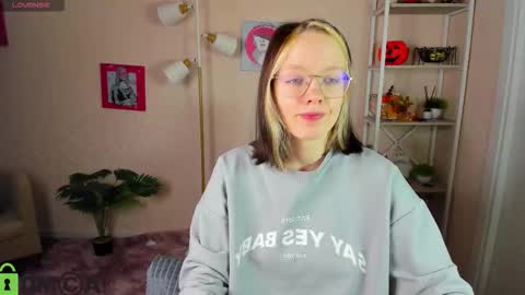 Rockett online show from November 17, 1:00 am