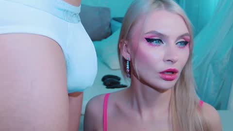 Lina and Den online show from March 4, 7:36 am