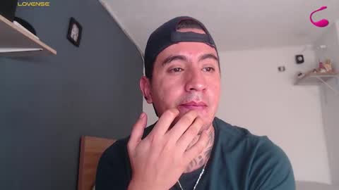 Snapshot of rocky_sex_lover chatting on February 19, 9:33 pm rocky_sex_lover online show from February 19, 9:33 pm