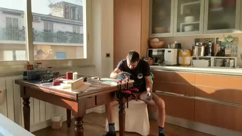 Snapshot of rod80 chatting on January 9, 8:03 am rod80 online show from January 9, 8:03 am