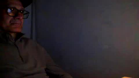 Snapshot of rodahot4 chatting on May 16, 7:56 pm rodahot4 online show from May 16, 7:56 pm