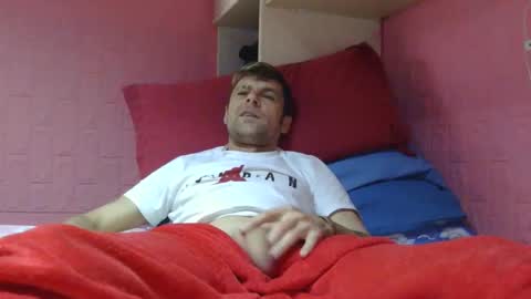 Snapshot of rogobeteilie chatting on April 3, 10:35 am Banderas online show from April 3, 10:35 am