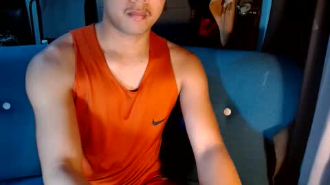 Snapshot of rogueprince_jace chatting on June 8, 9:53 am Jace online show from June 8, 9:53 am