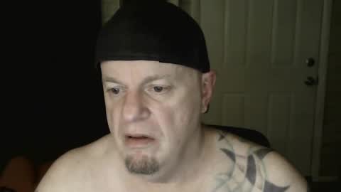 roinaz online show from December 2, 5:48 am