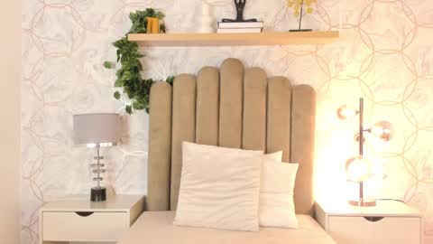   online show from December 30, 11:26 am