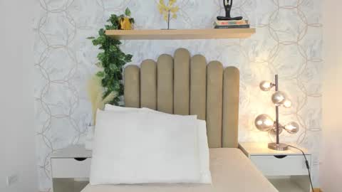   online show from October 27, 12:09 pm