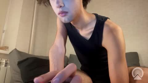 roma_shyguy_ online show from February 6, 7:06 pm