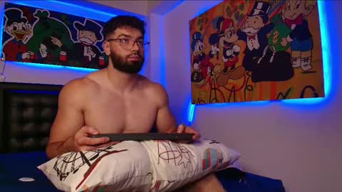 Roman Lux online show from February 11, 8:31 pm