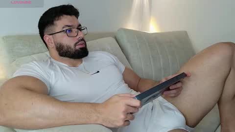 Roman Lux online show from October 20, 5:52 am