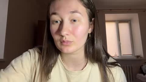 Snapshot of romanakinkelaar chatting on June 1, 3:47 pm Nicole online show from June 1, 3:47 pm