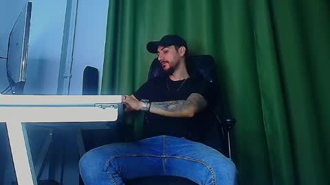 romaniamaster1 online show from March 30, 5:19 am