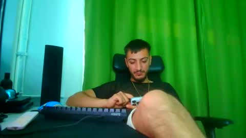 romaniamaster1 online show from June 5, 5:25 am