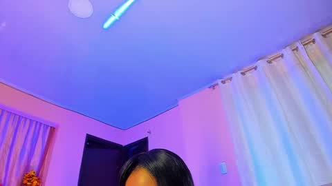 Is A Belle online show from February 3, 11:31 am