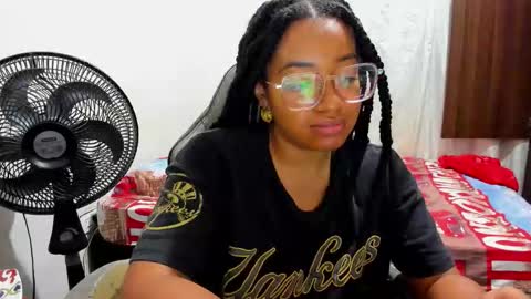 Is A Belle online show from November 29, 12:24 am