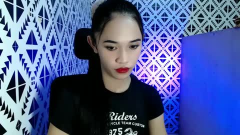 Snapshot of romanticslutxxx chatting on February 13, 4:39 pm empress online show from February 13, 4:39 pm