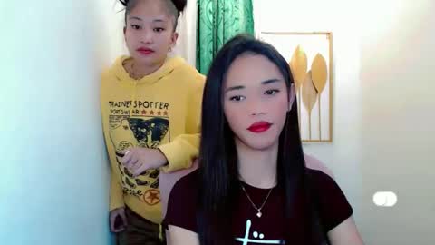 Snapshot of romanticslutxxx chatting on January 10, 12:29 pm empress online show from January 10, 12:29 pm