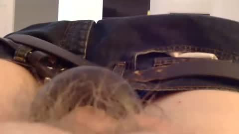 Snapshot of romantiko9 chatting on January 28, 6:28 pm romantiko9 online show from January 28, 6:28 pm