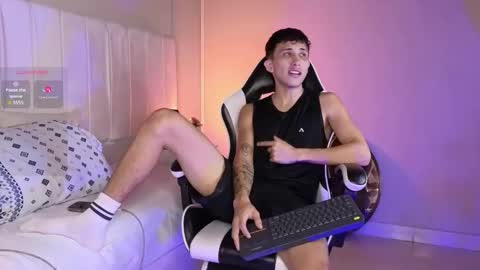 Rome online show from April 8, 7:58 pm