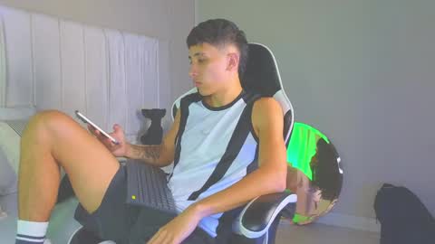 Rome online show from April 22, 8:43 pm