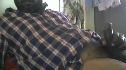 Snapshot of romeo7inch chatting on November 10, 7:29 am Punith online show from November 10, 7:29 am