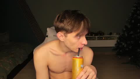 Snapshot of romeo_mercy chatting on January 6, 7:09 am Romeo online show from January 6, 7:09 am