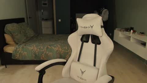 Snapshot of romeo_mercy chatting on February 24, 5:09 pm Romeo online show from February 24, 5:09 pm