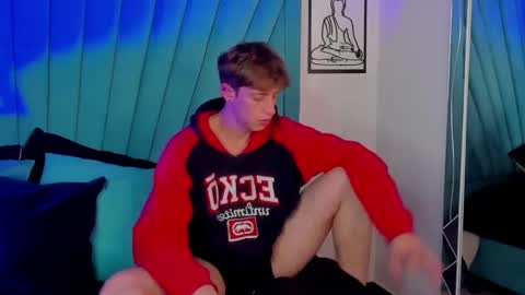 Snapshot of romeo_ricci1 chatting on December 16, 12:48 am Romeo Ricci online show from December 16, 12:48 am