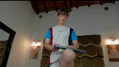 Romeo Ricci online show from February 27, 10:32 pm