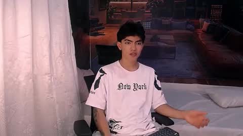 Romeo online show from December 19, 7:21 pm