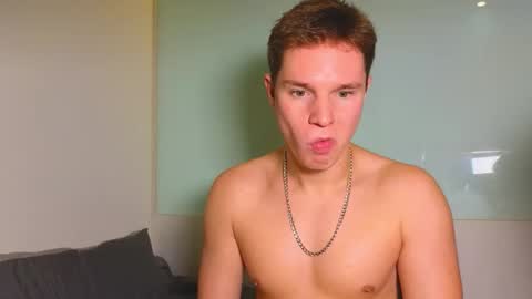 Romeo online show from October 19, 6:19 pm