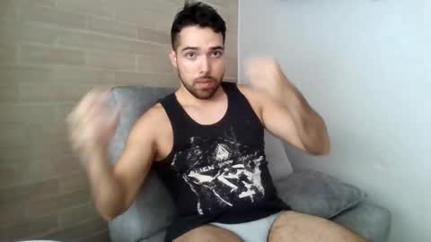 Snapshot of romeosummerx chatting on May 10, 3:50 pm Romeo online show from May 10, 3:50 pm