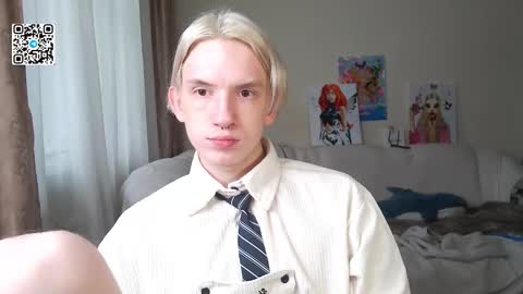Snapshot of ron_vilss chatting on October 14, 8:48 am Ron online show from October 14, 8:48 am