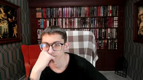 Snapshot of ronbevs chatting on May 9, 7:52 pm ronbevs online show from May 9, 7:52 pm