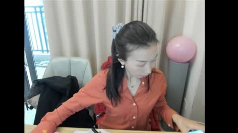 Snapshot of rongrong0329 chatting on May 8, 12:05 am sui sui online show from May 8, 12:05 am