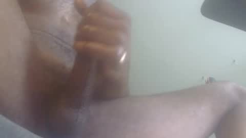 Snapshot of ronnieblc chatting on October 4, 6:17 pm plantDADDYking online show from October 4, 6:17 pm