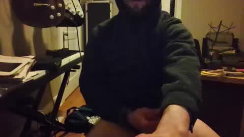 ronniejohnston13 online show from December 17, 7:14 am