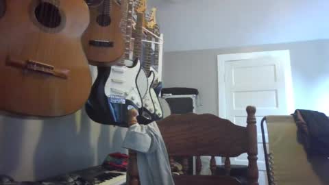 Snapshot of ronniejohnston13 chatting on July 23, 7:12 pm ronniejohnston13 online show from July 23, 7:12 pm
