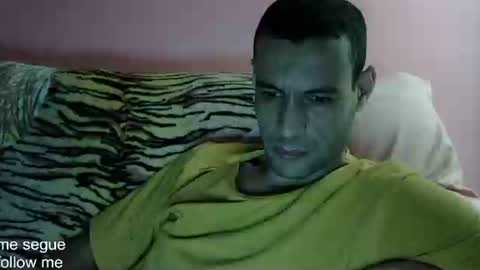 Snapshot of ronnispoto chatting on January 18, 5:20 am ronny online show from January 18, 5:20 am