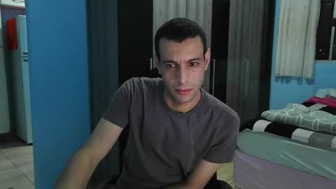 Snapshot of ronnispoto chatting on March 10, 10:04 pm ronny online show from March 10, 10:04 pm