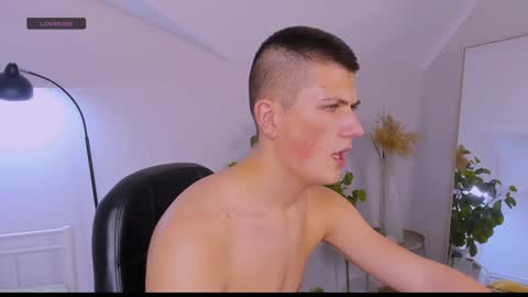 Snapshot of rony_winston chatting on December 9, 4:26 pm Rony online show from December 9, 4:26 pm