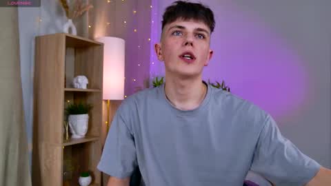 Snapshot of rony_winston chatting on February 3, 8:03 pm Rony online show from February 3, 8:03 pm